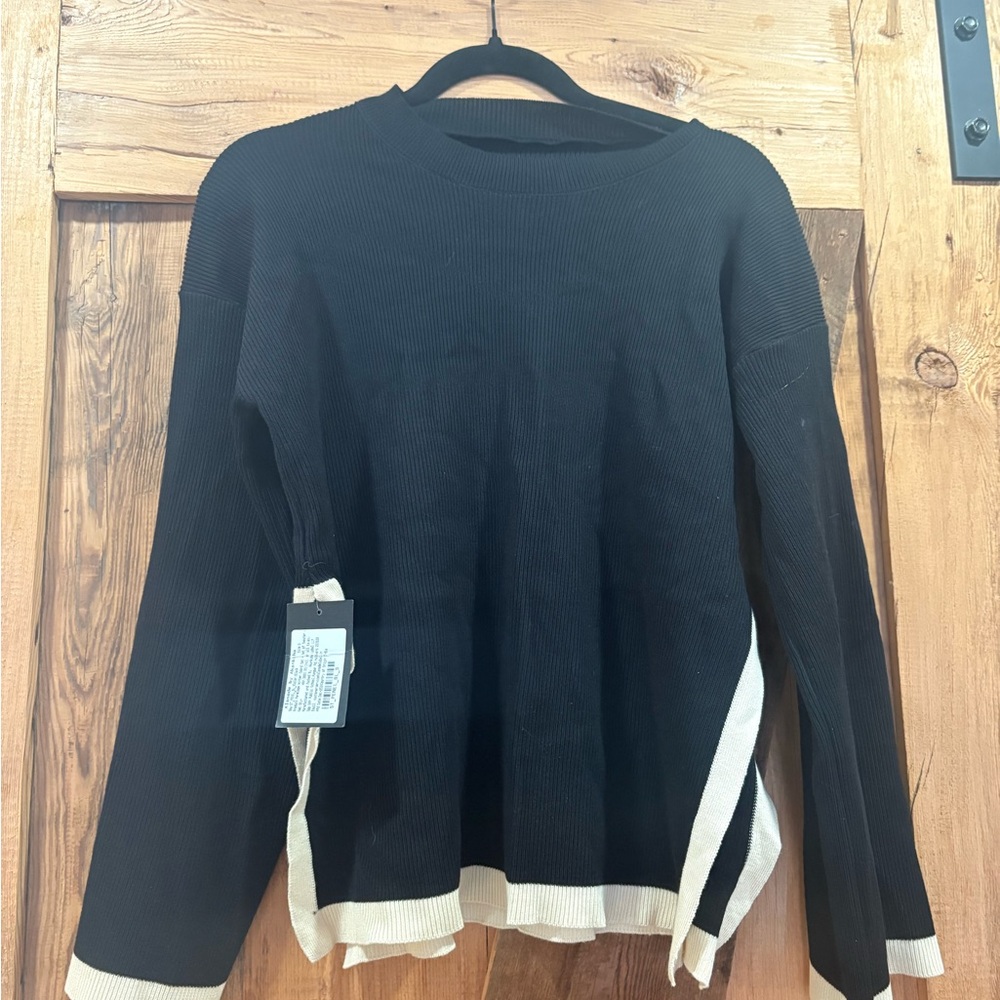 Black and Cream Women's Top